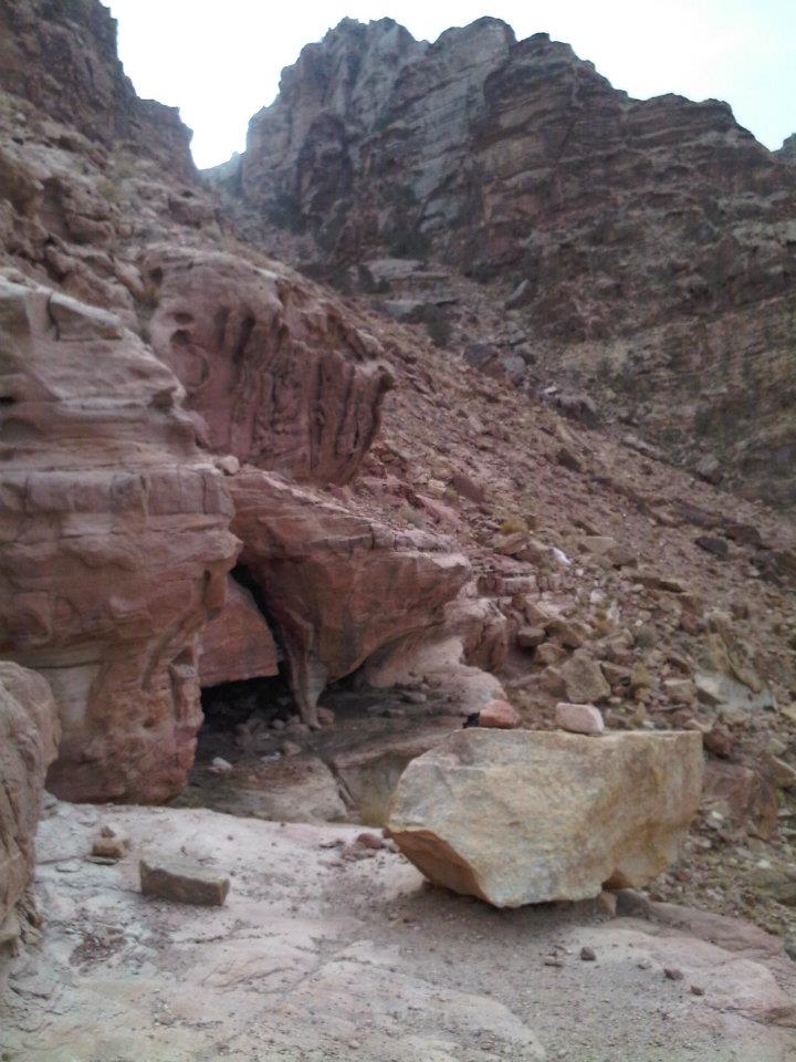 The entrance to Umm al-Amad lurks near the top of the peaks above the Wadi Faynan and was reached after a twisty drive up through the mountains and a hike down a narrow cliff side. Lugging the large scanner and its power systems (having long been without the official Leica battery- we powered poor Monster up with a selection of car batteries and if those were used up for the day, a generator). 